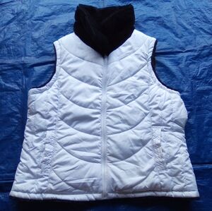 Women's White Quilted Vest